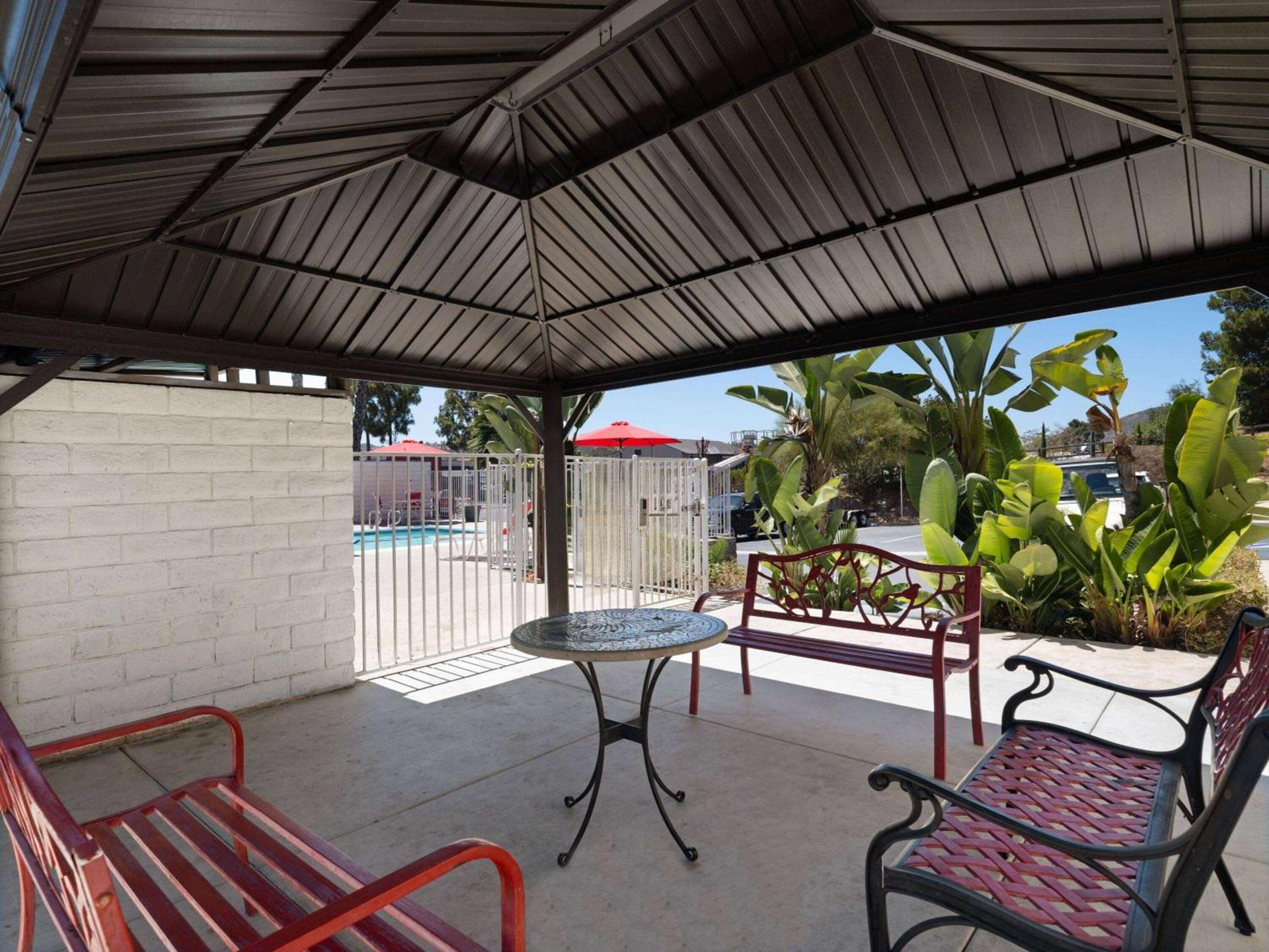 Ramada by Wyndham San Diego Poway Miramar photo 29