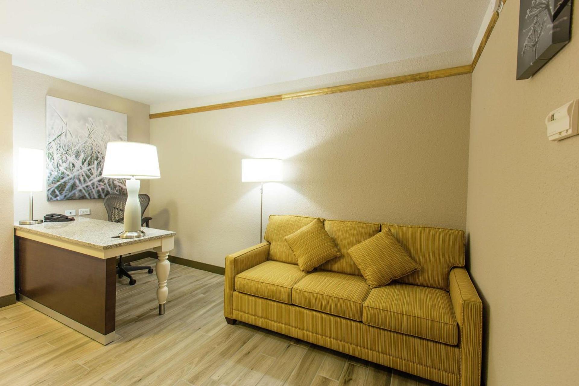 Hilton Garden Inn Grand Forks-Und photo 24