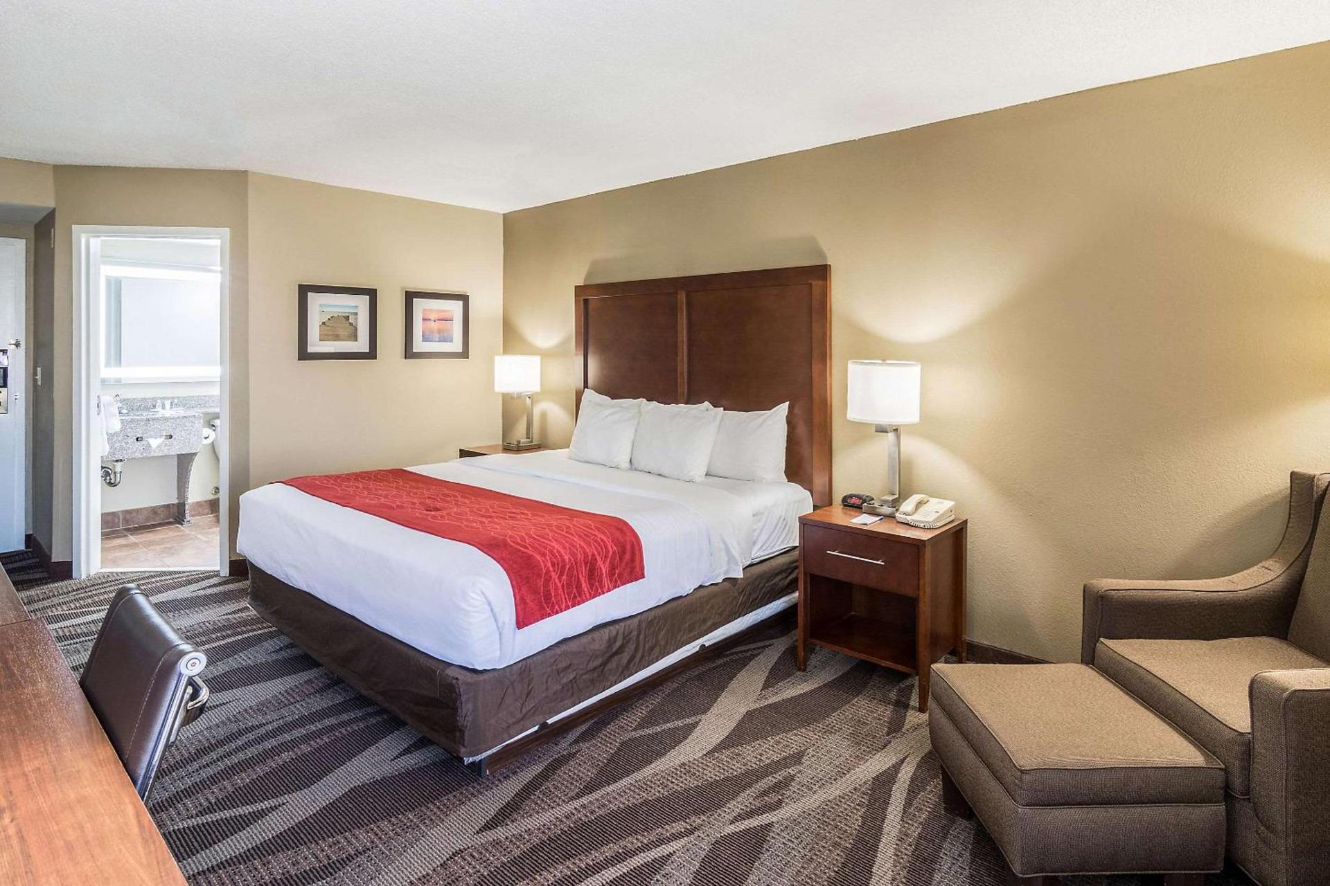Comfort Inn Pensacola - University Area photo 4