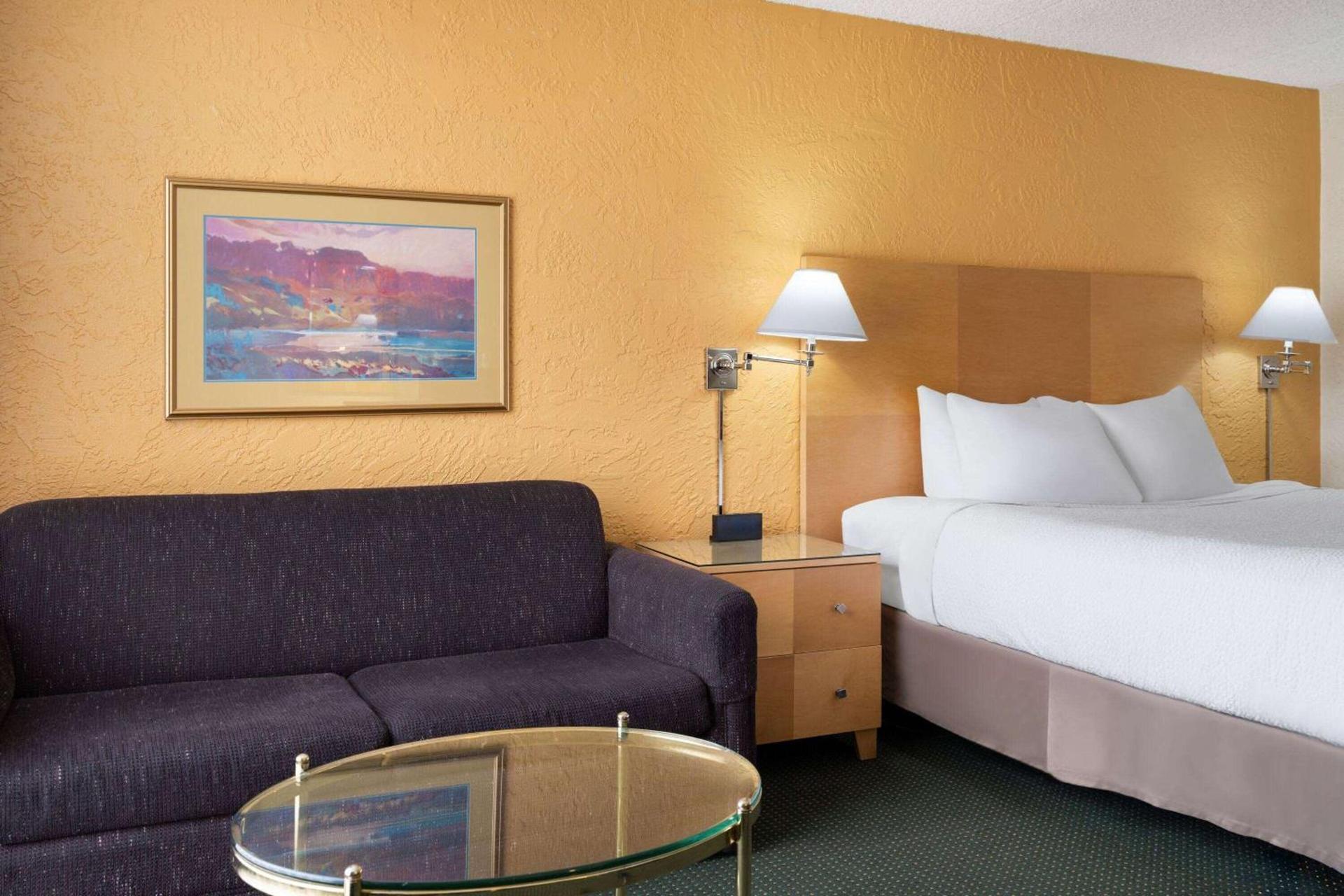 Ramada by Wyndham Tucson photo 15