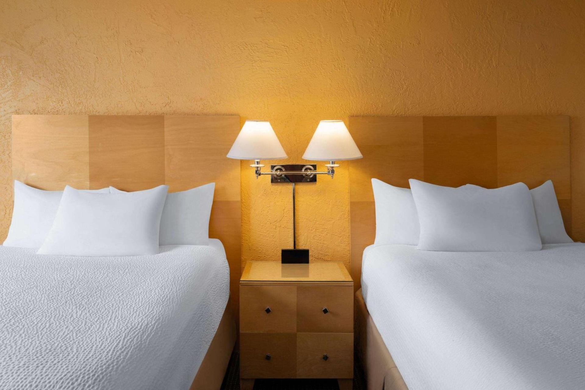 Ramada by Wyndham Tucson photo 19