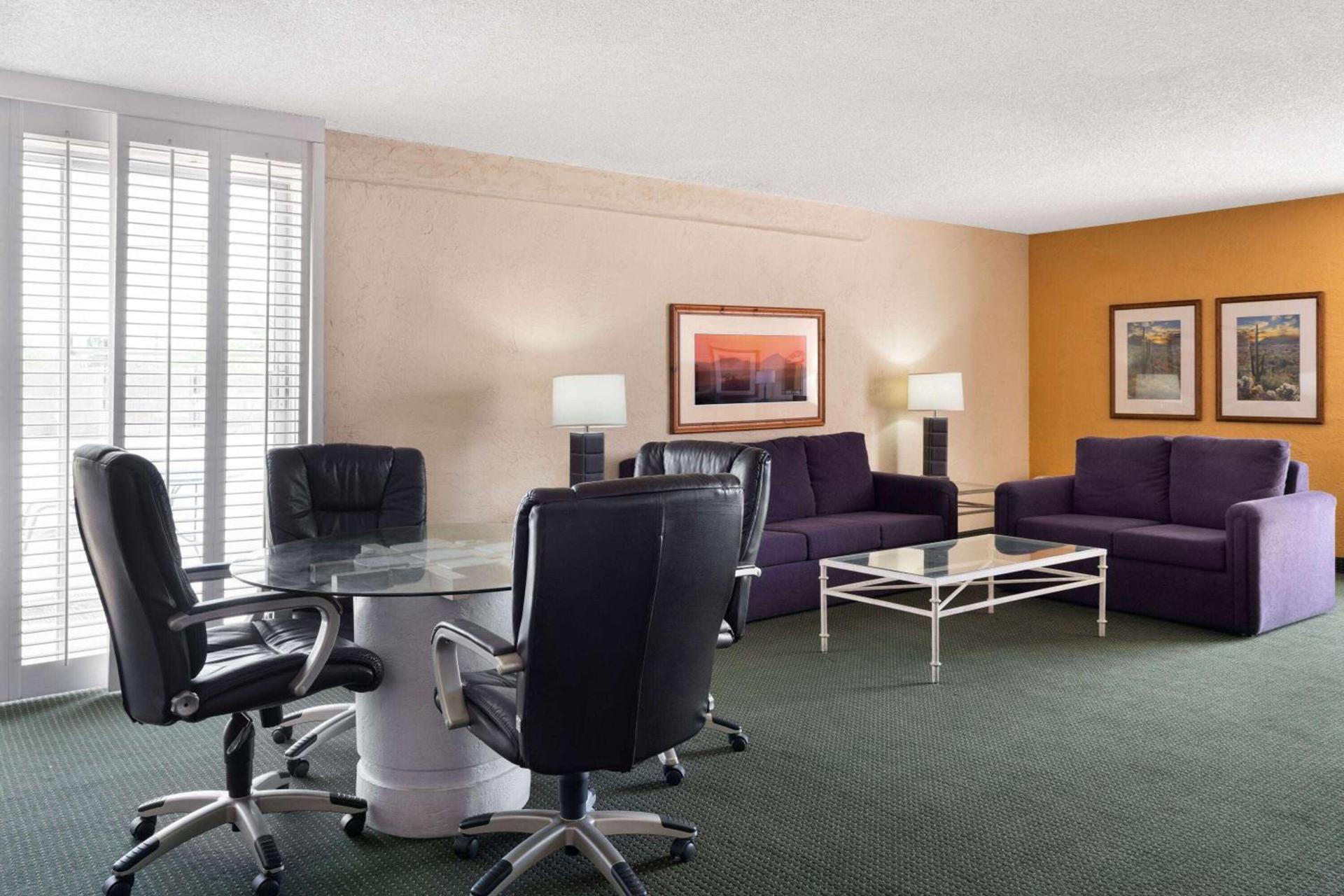 Ramada by Wyndham Tucson photo 29