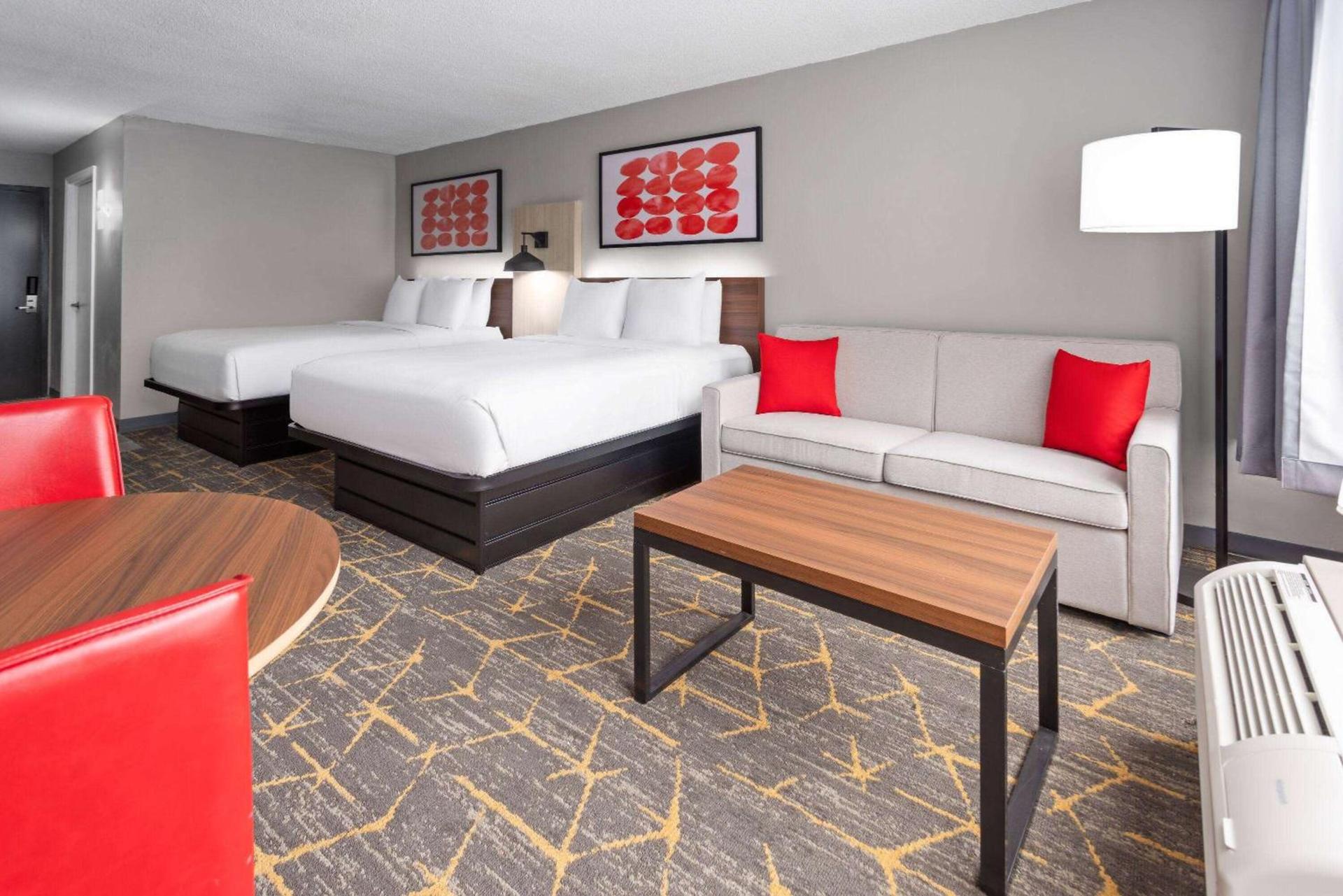 Hawthorn Extended Stay by Wyndham Columbia-Ft Jackson photo 16
