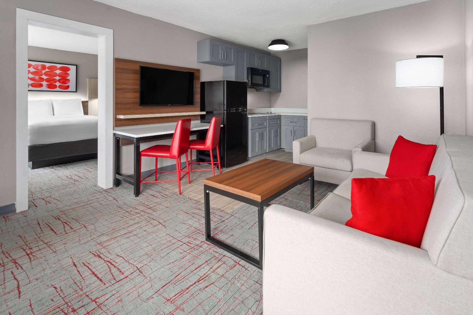 Hawthorn Extended Stay by Wyndham Columbia-Ft Jackson photo 20