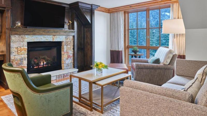 Luxury 2 Bedroom Residence At The St Regis Residence Club In Downtown Aspen photo 20