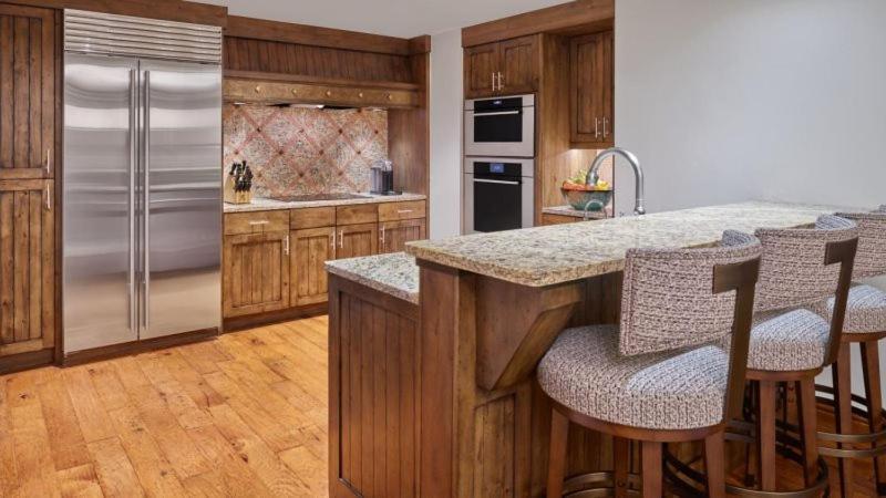 Luxury 2 Bedroom Residence At The St Regis Residence Club In Downtown Aspen photo 21
