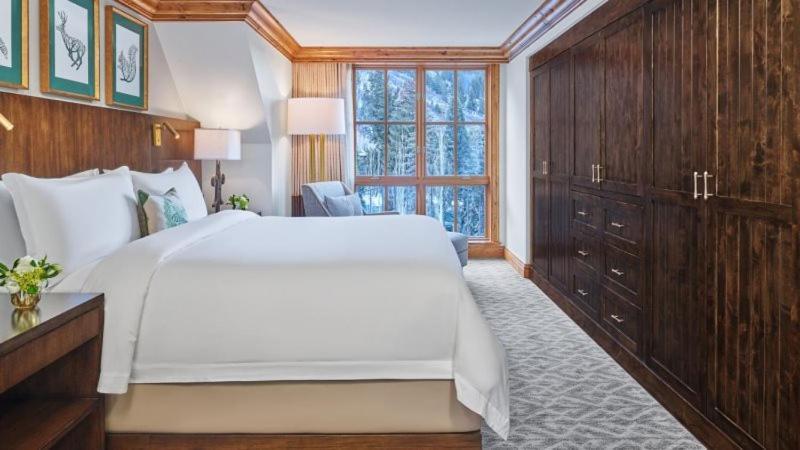 Luxury 2 Bedroom Residence At The St Regis Residence Club In Downtown Aspen photo 24