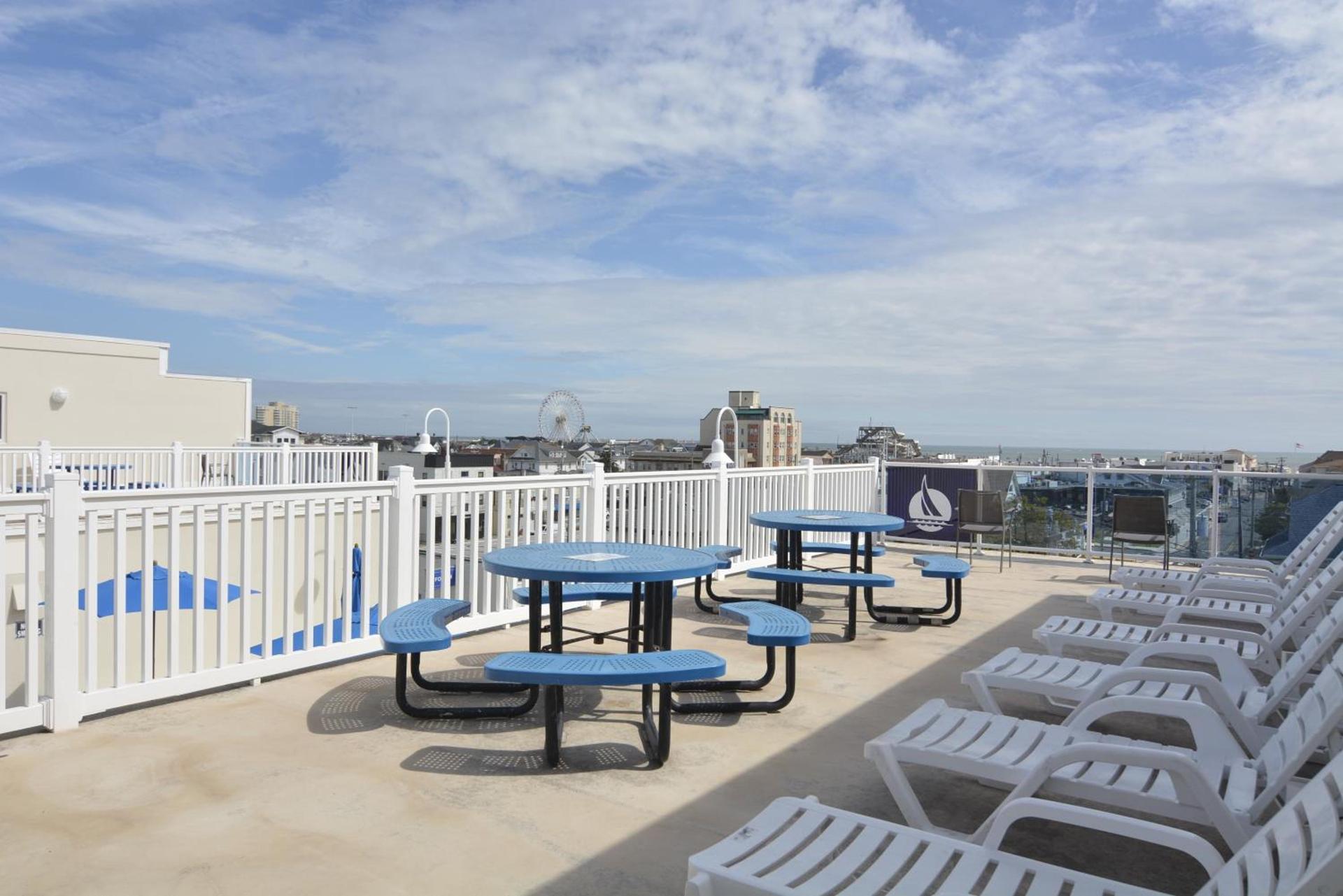 Biscayne Suites photo 7
