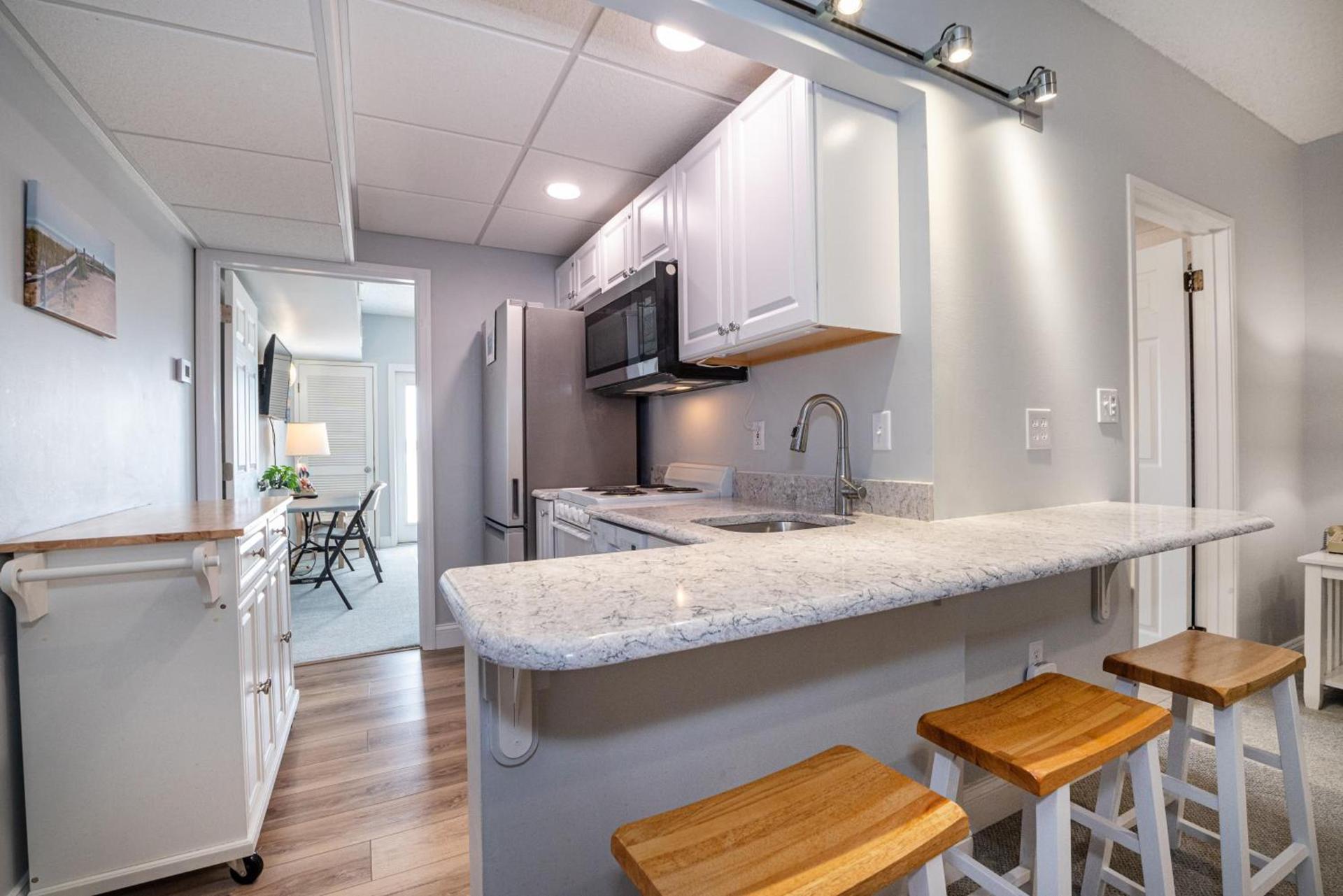 Biscayne Suites photo 39