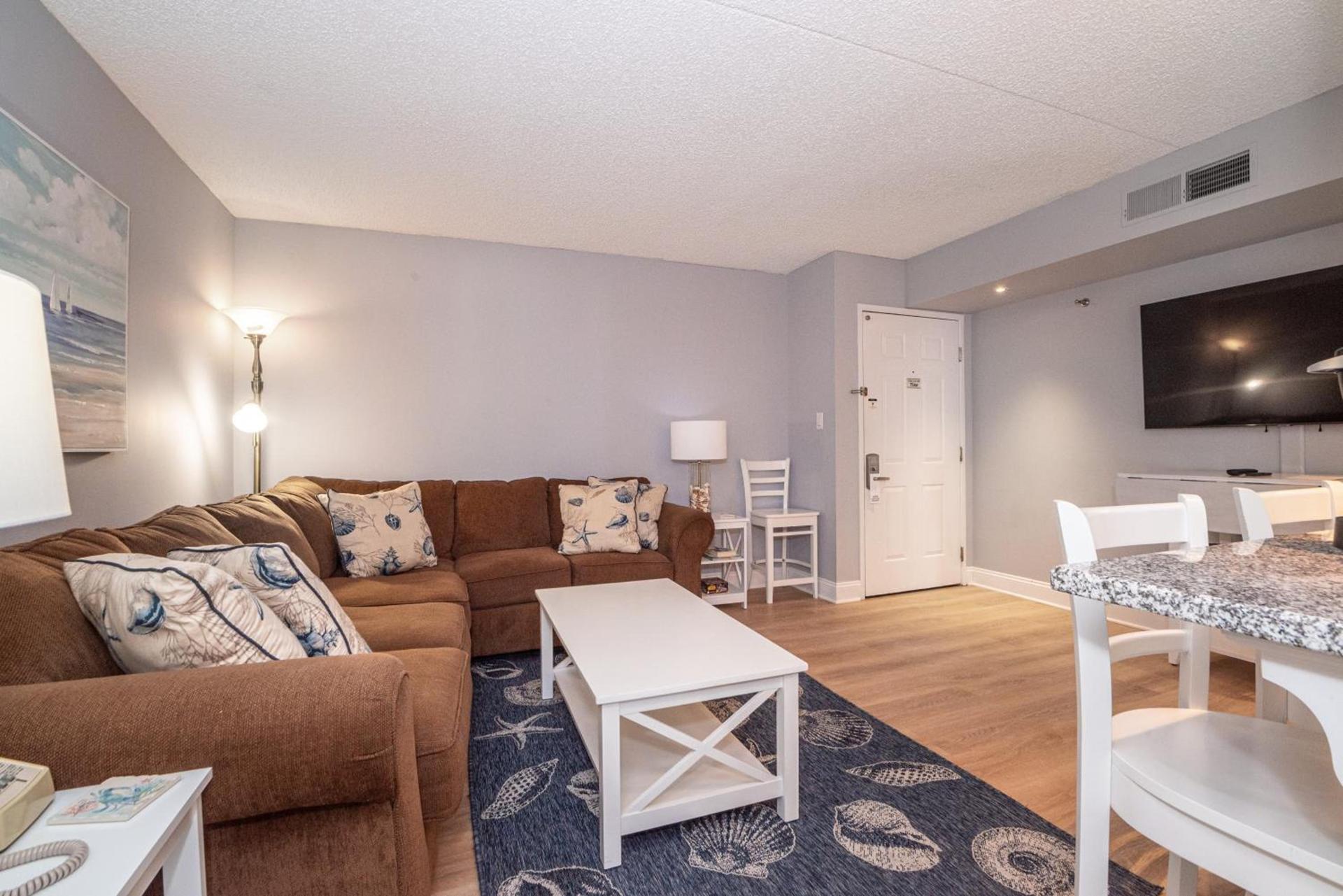 Biscayne Suites photo 46