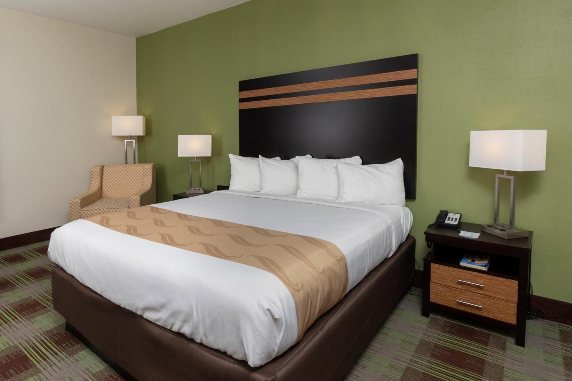 Quality Inn & Suites Mount Vernon photo 13