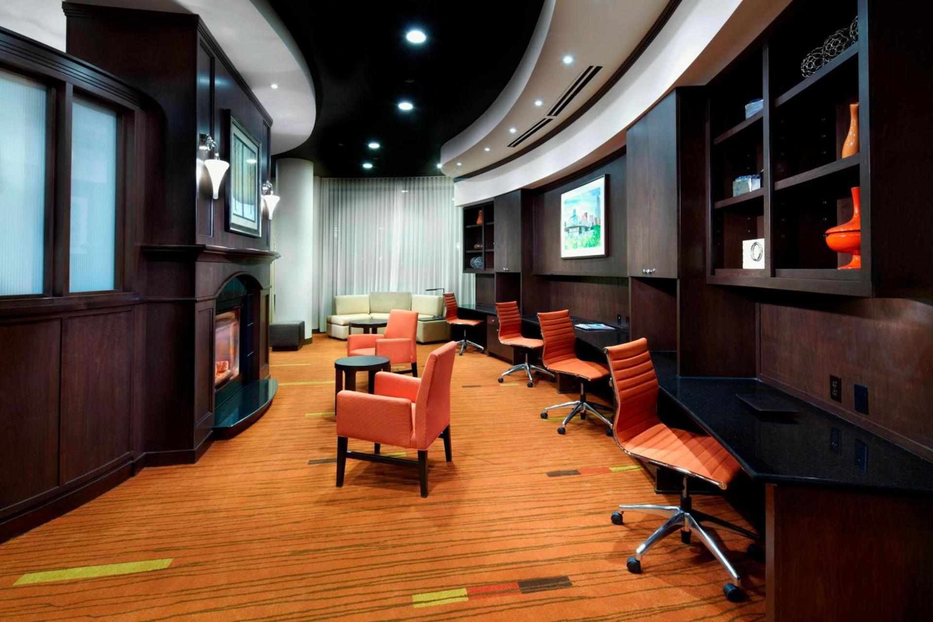 Courtyard by Marriott Pittsburgh West Homestead Waterfront photo 11