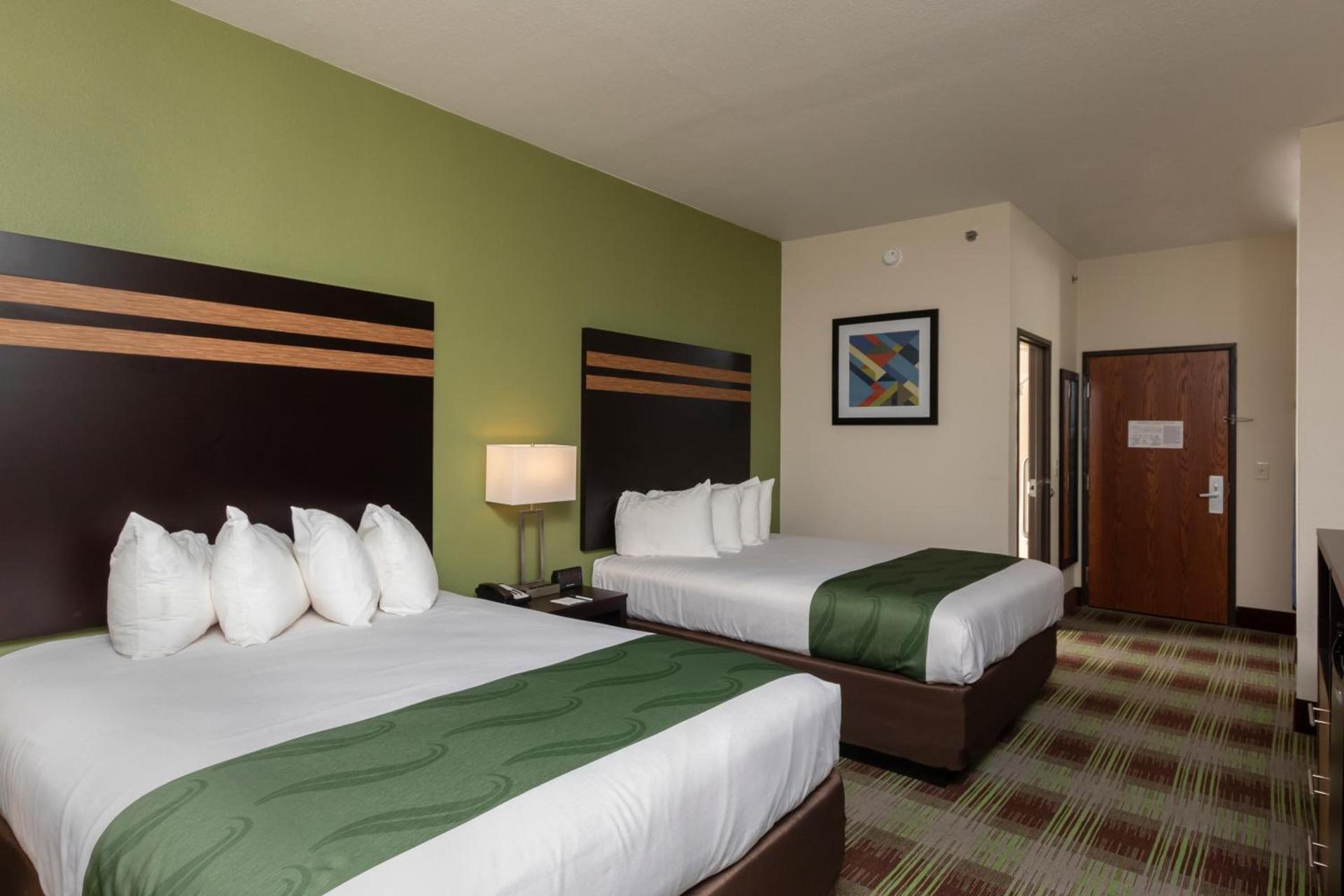 Quality Inn & Suites Mount Vernon photo 17