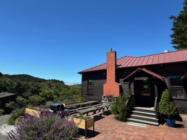 Limantour Lodge photo 21