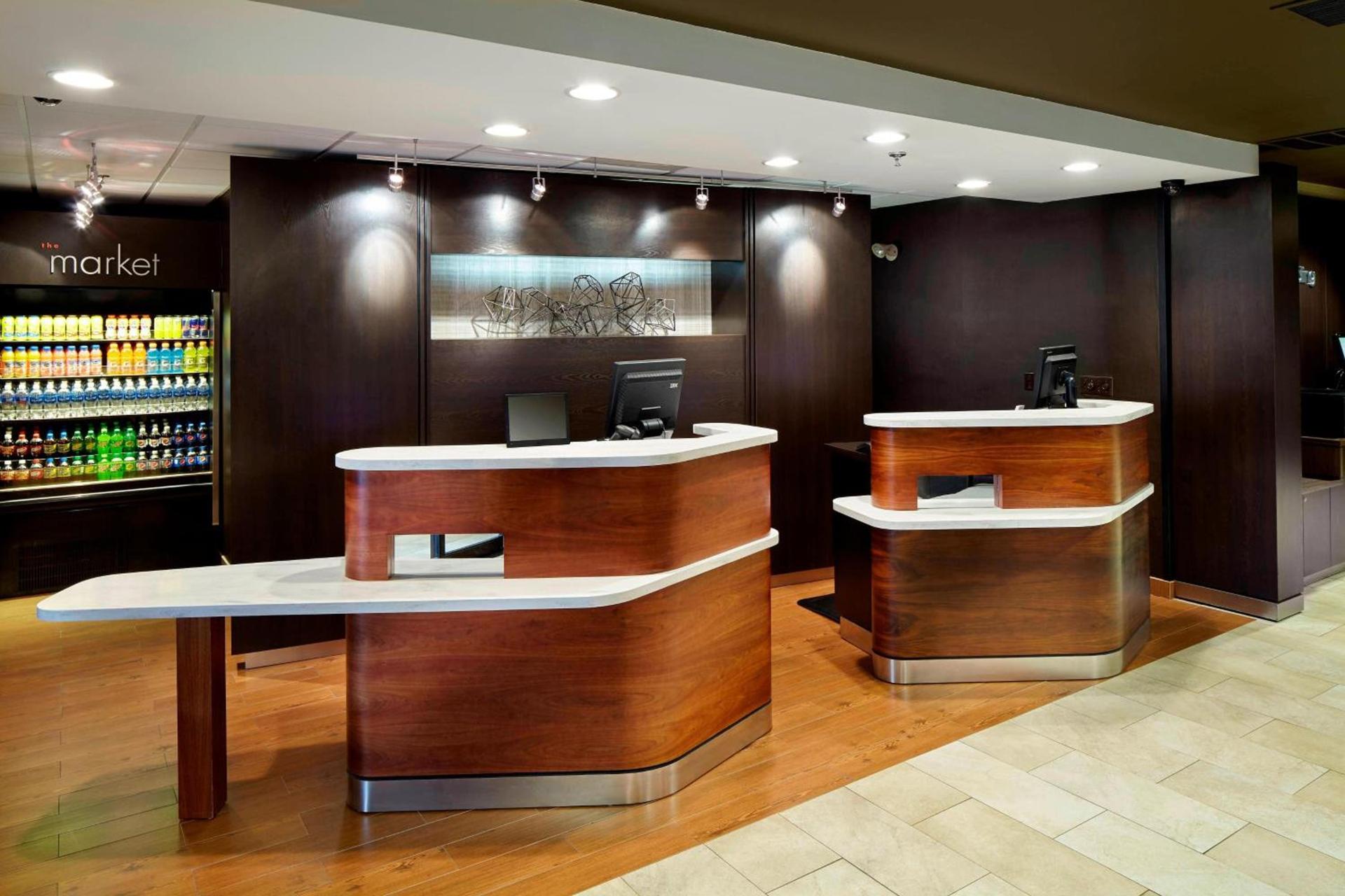 Courtyard by Marriott State College photo 10