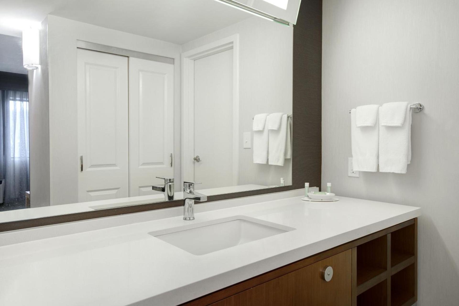 Courtyard by Marriott State College photo 27