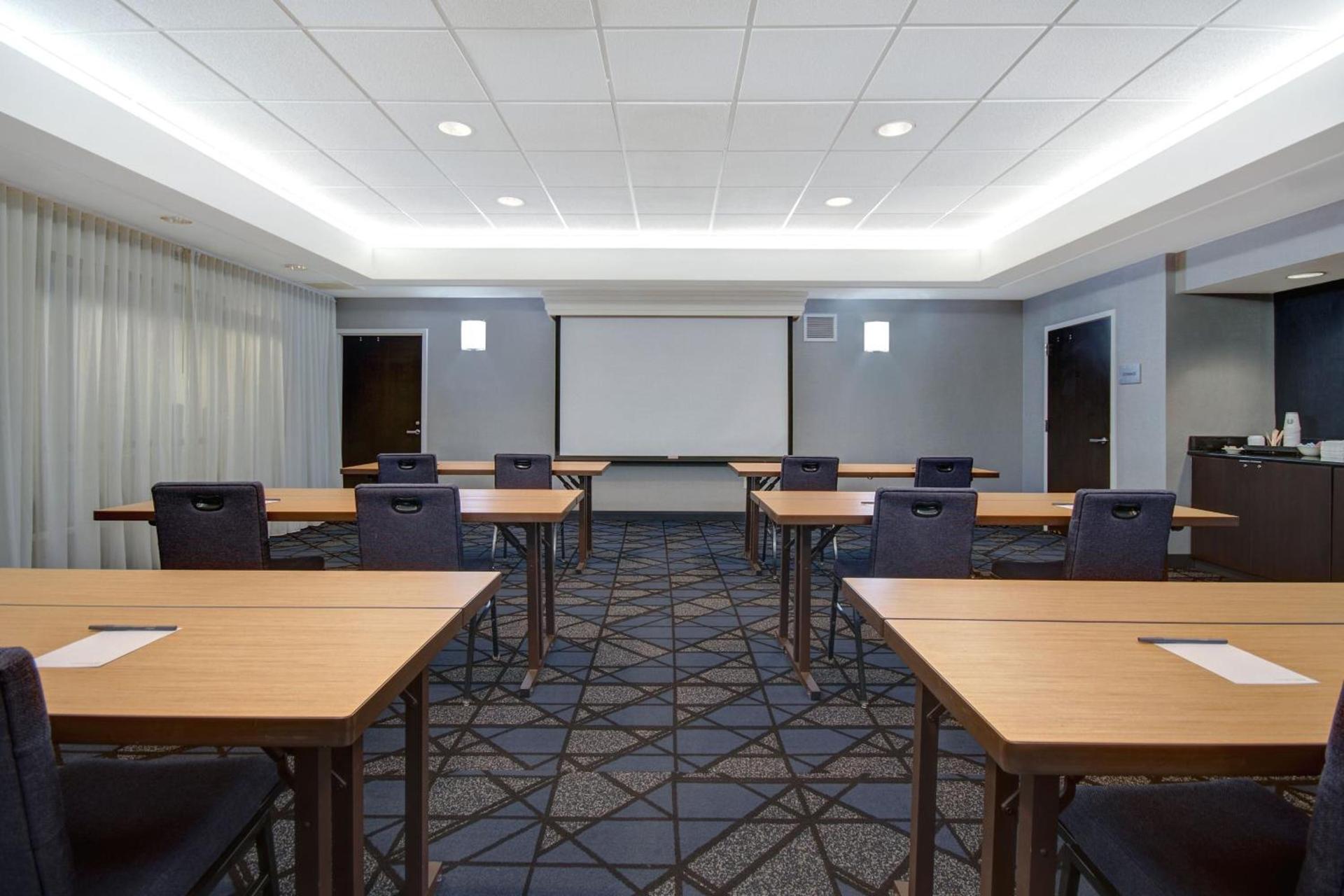 Courtyard by Marriott State College photo 49