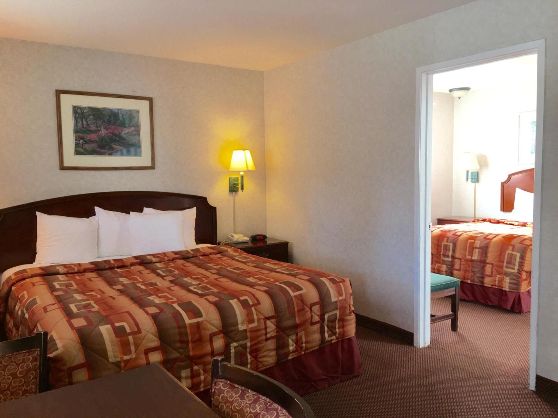 Pelican Inn photo 40
