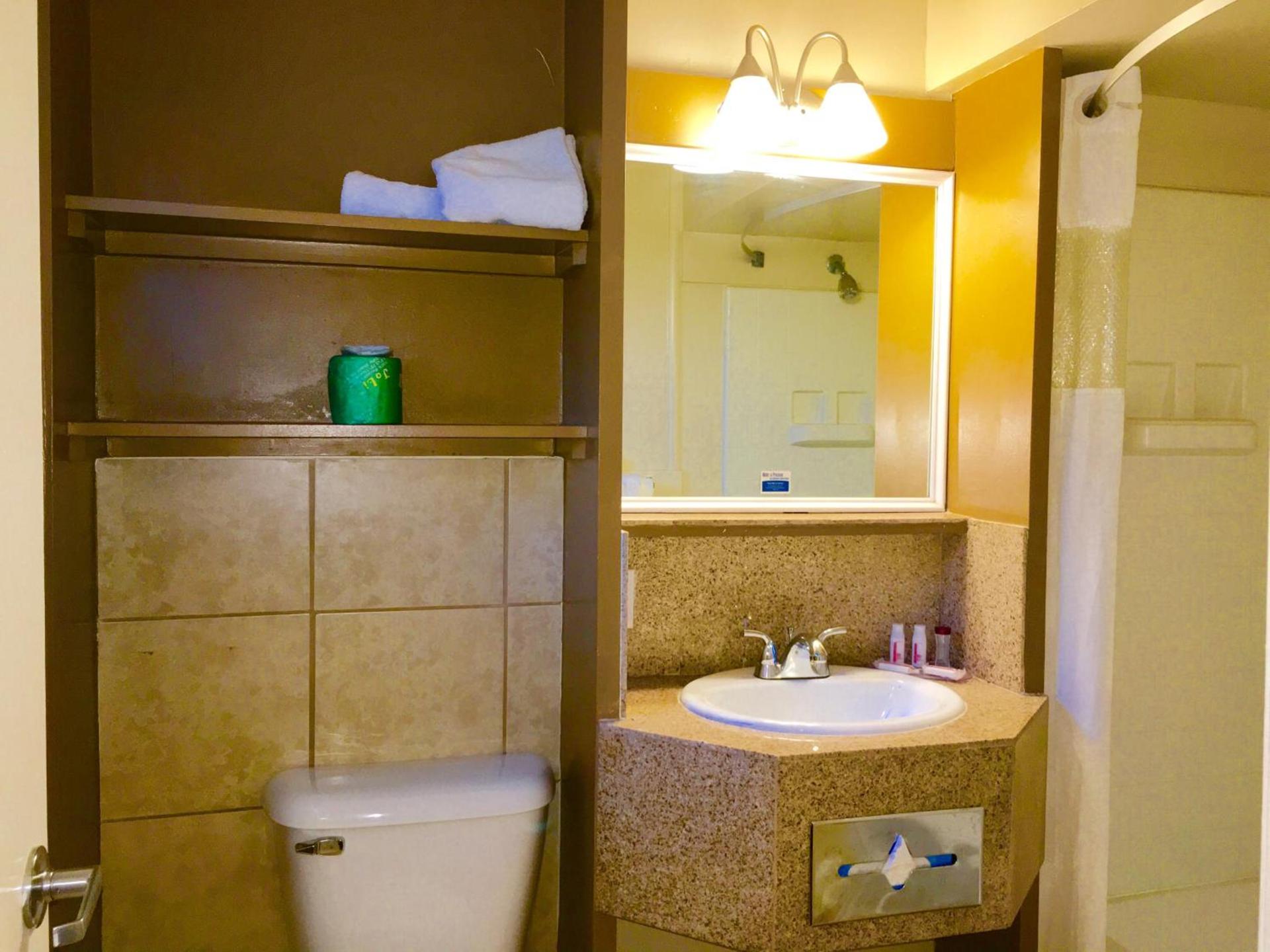 Pelican Inn photo 44