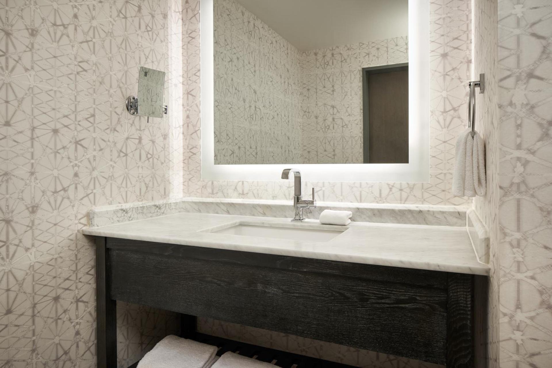 Courtyard by Marriott Philadelphia Downtown photo 55
