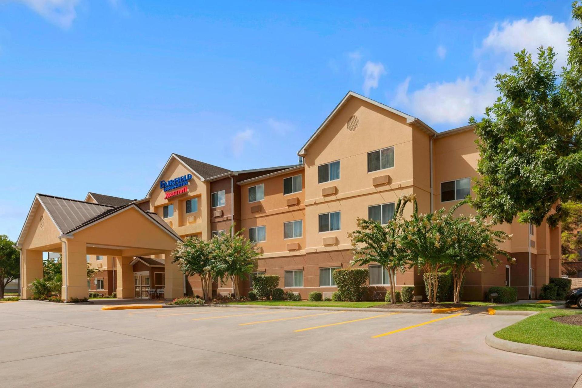 Fairfield Inn & Suites Houston Humble photo 1