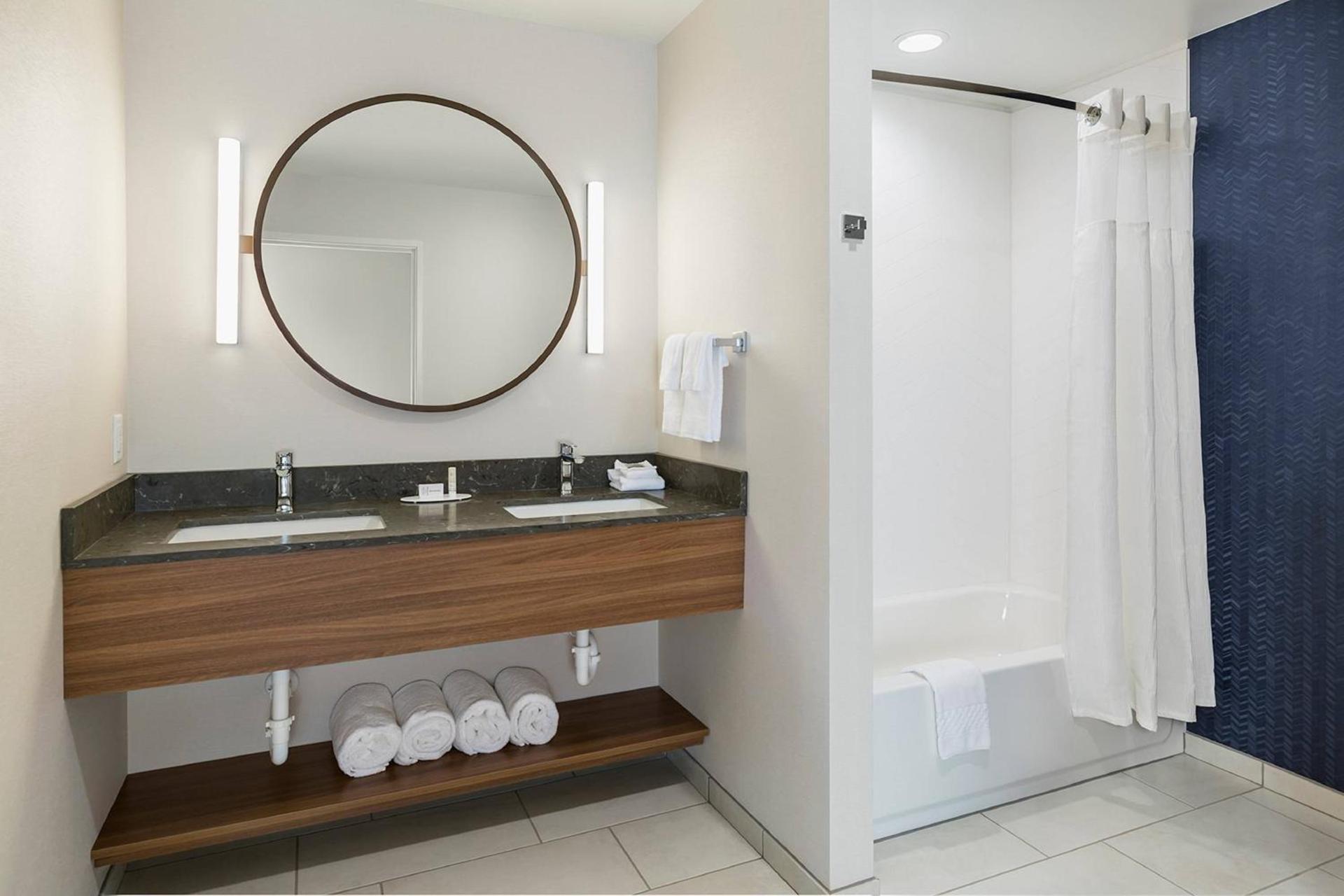 Fairfield Inn & Suites by Marriott Des Moines Downtown photo 12