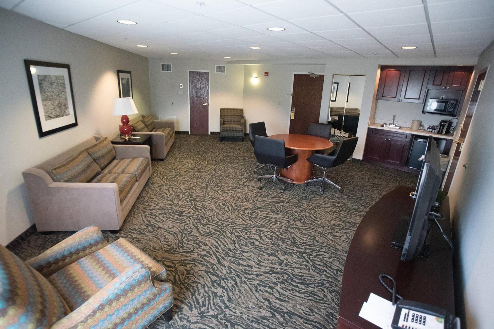 Courtyard by Marriott Hickory photo 25