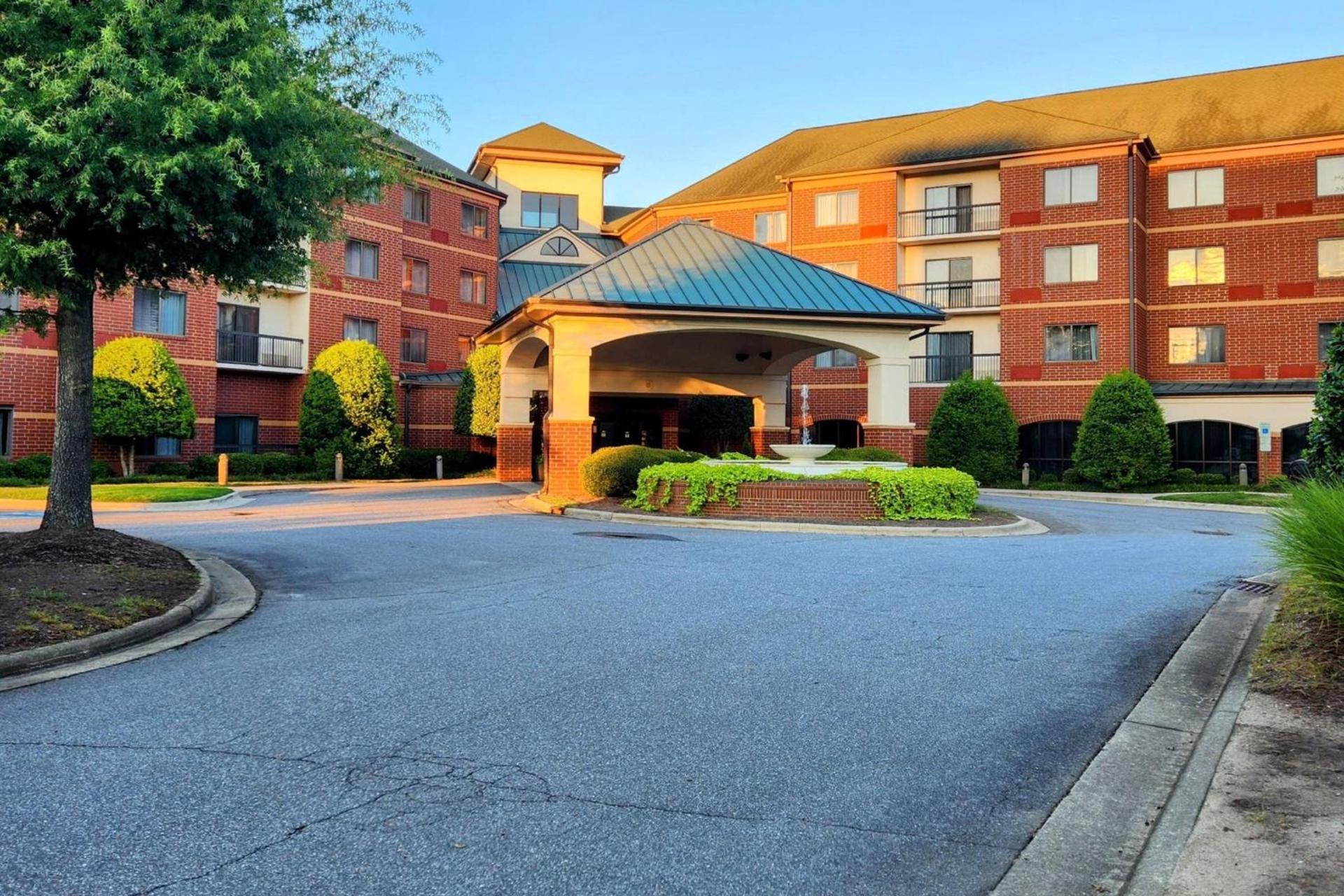 Courtyard by Marriott Hickory photo 12