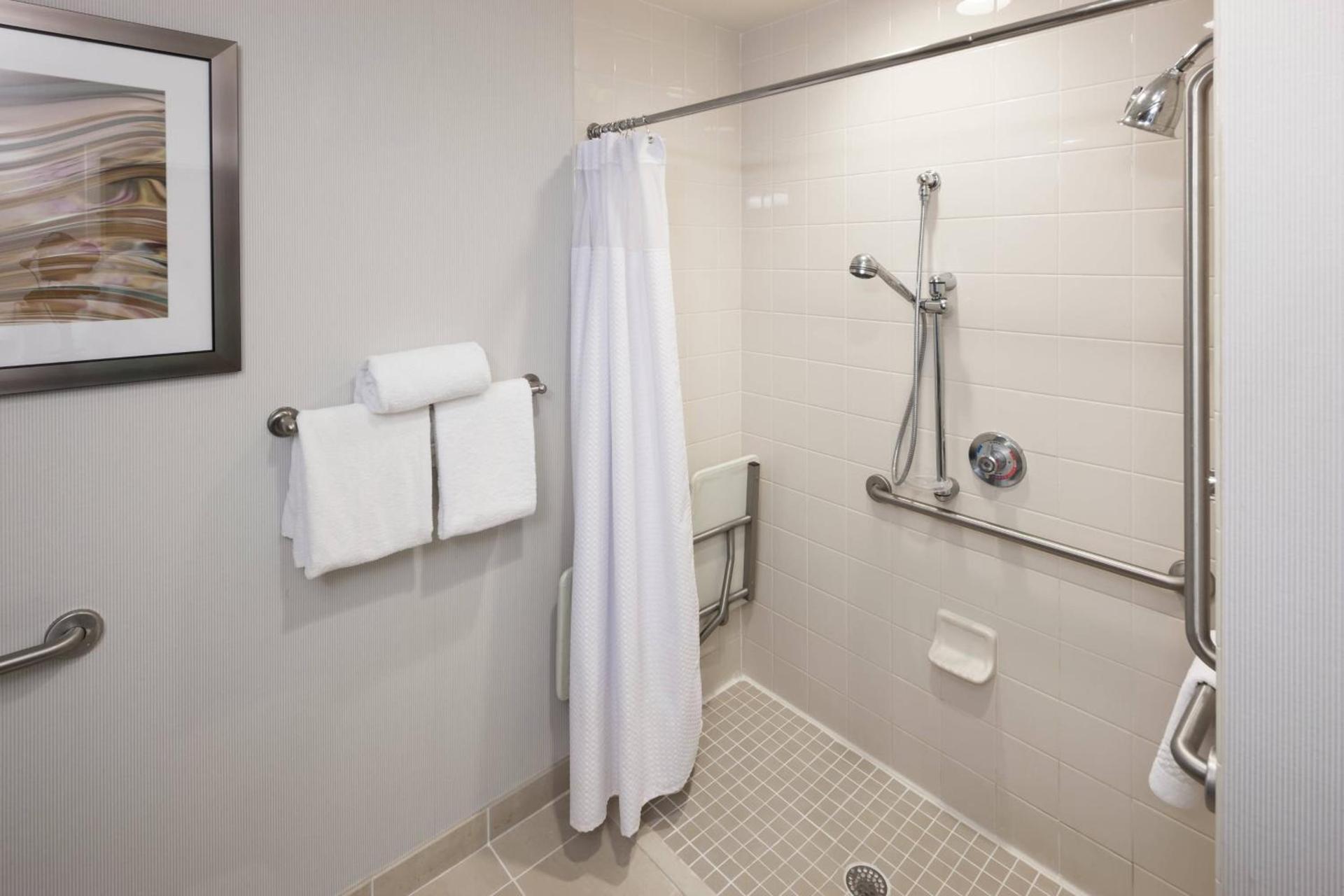 Courtyard by Marriott Suffolk Chesapeake photo 14