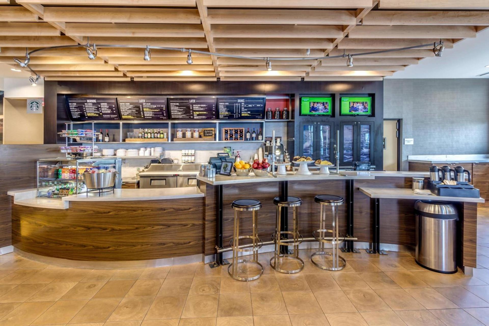 Courtyard by Marriott St. Petersburg Clearwater/Madeira Beach photo 6