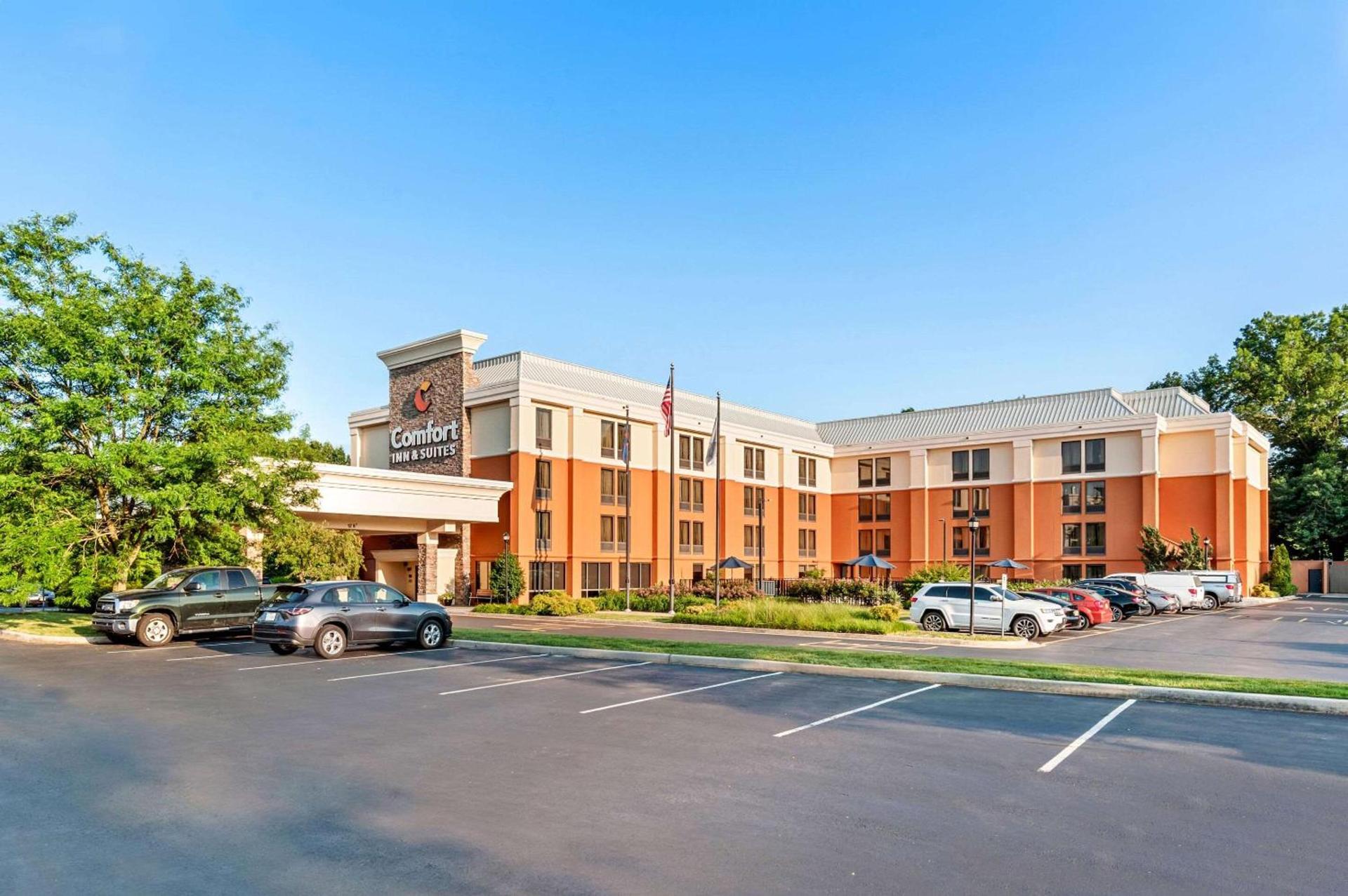 Comfort Inn & Suites Newark - Wilmington — hotel in Newark