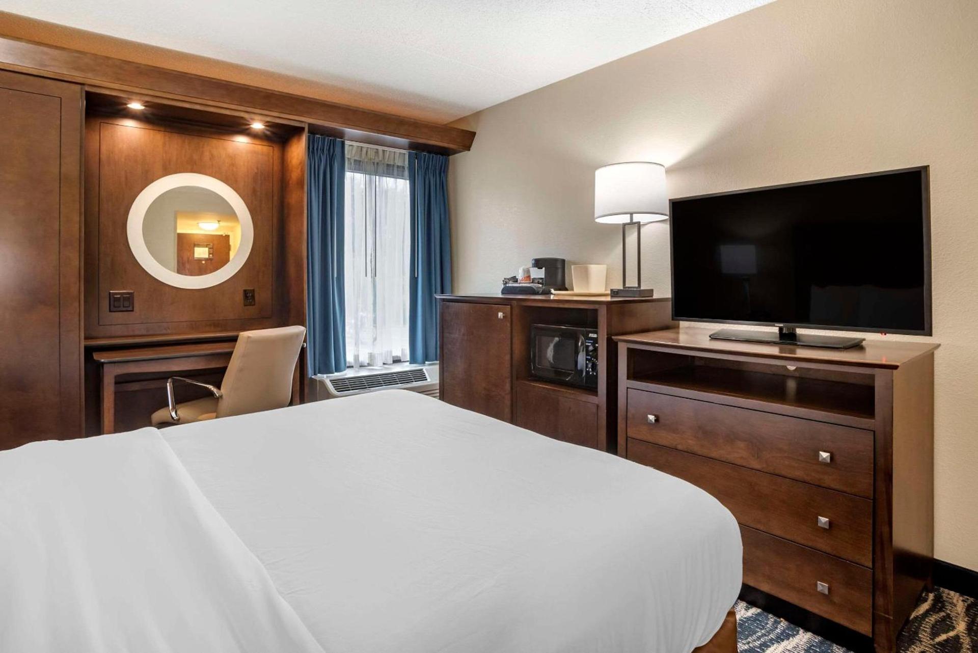 Comfort Inn & Suites Newark - Wilmington photo 5