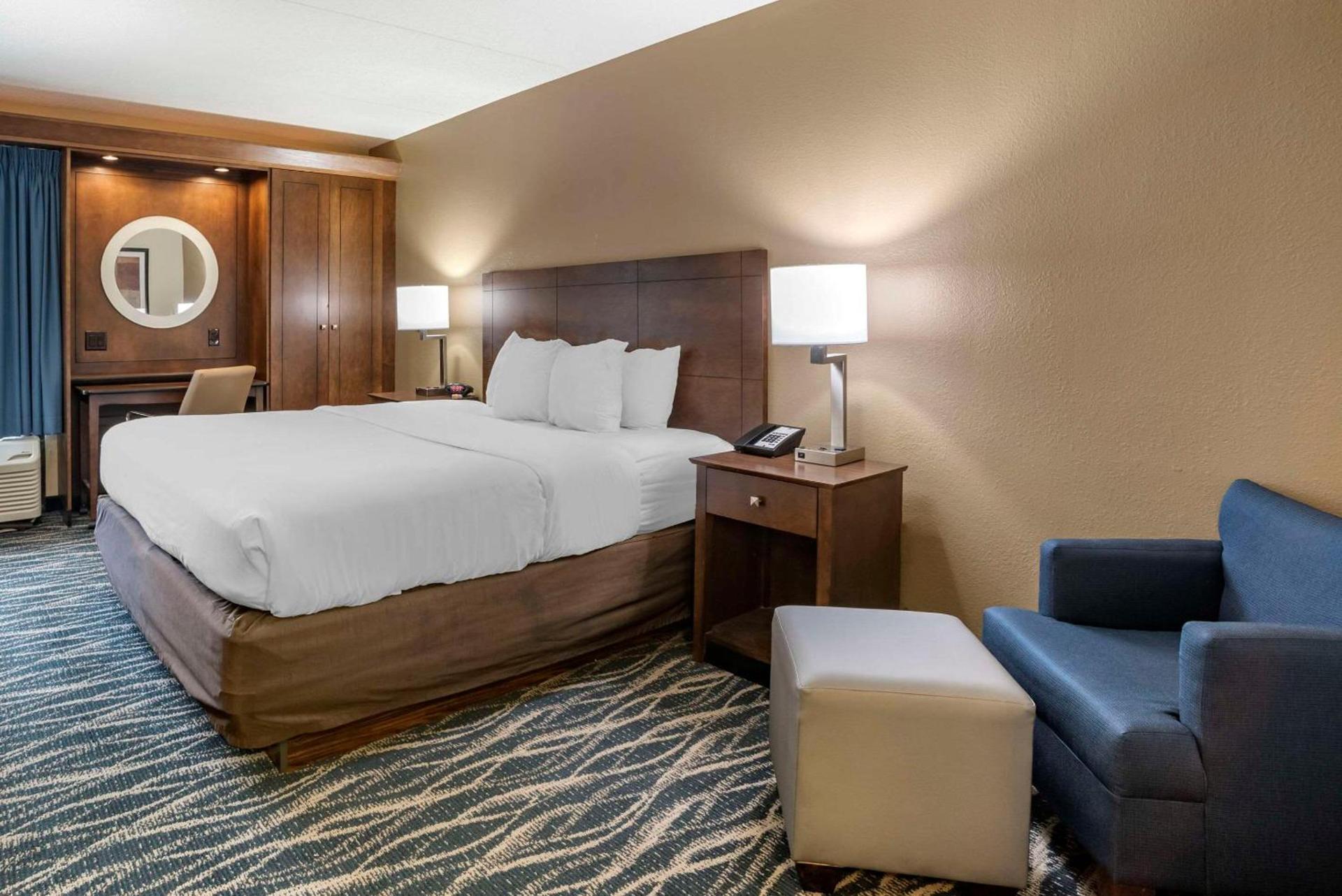 Comfort Inn & Suites Newark - Wilmington photo 8