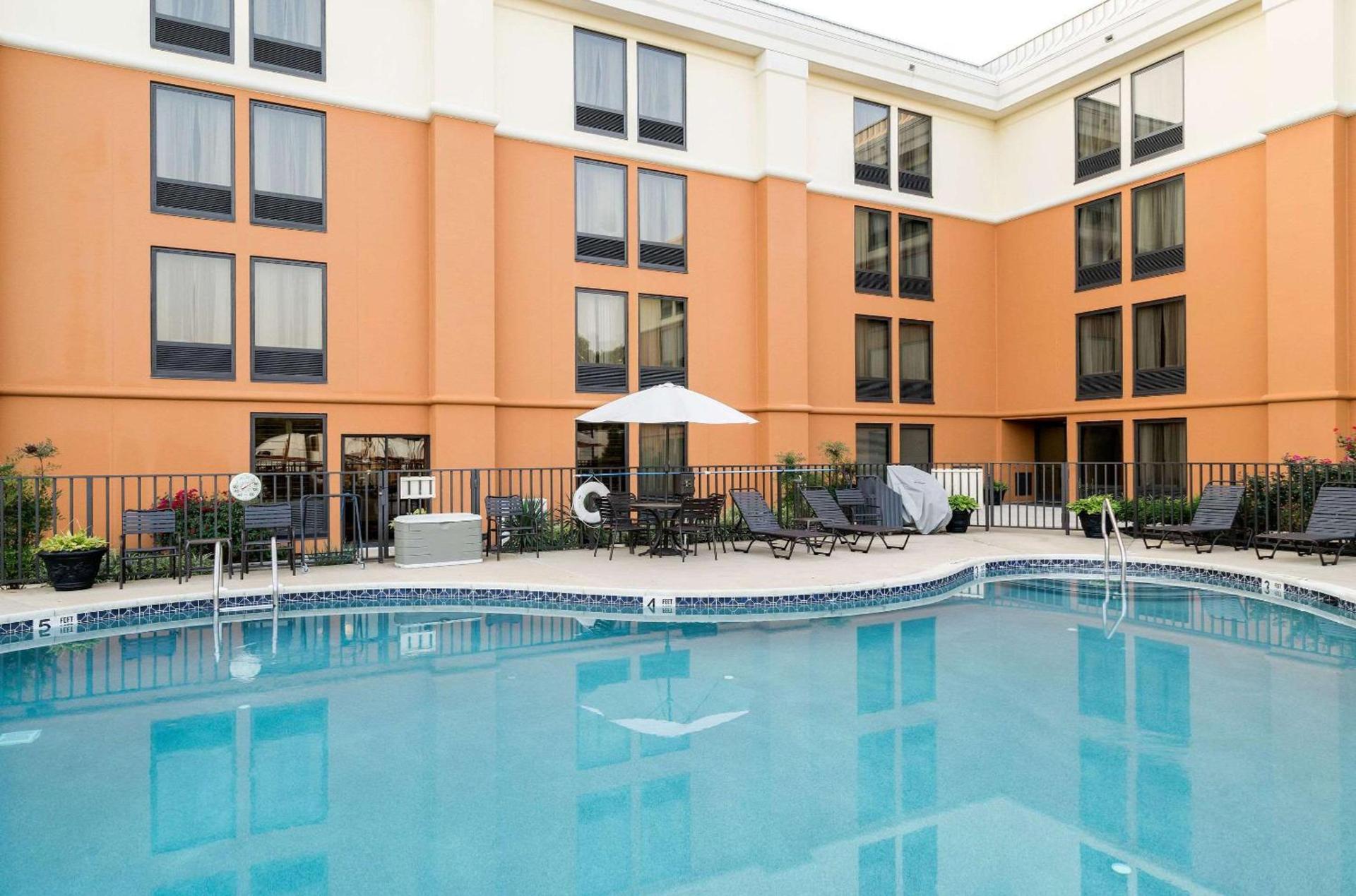 Comfort Inn & Suites Newark - Wilmington photo 26
