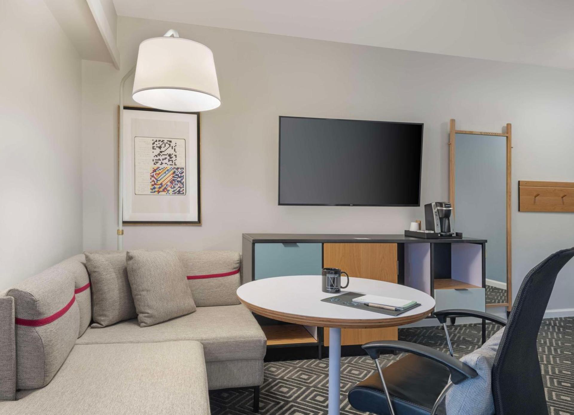 Freepoint Hotel Cambridge, Tapestry Collection by Hilton photo 28