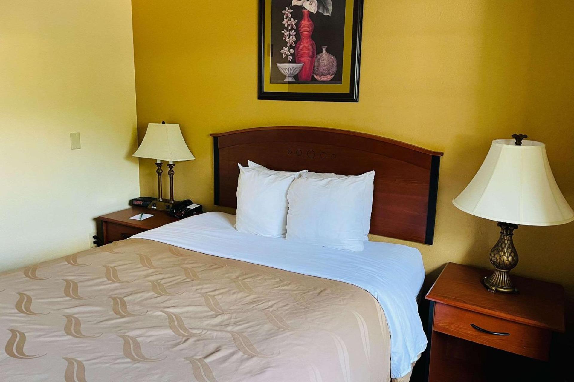 Quality Inn & Suites Prestonsburg next to Mountain Arts Center photo 5