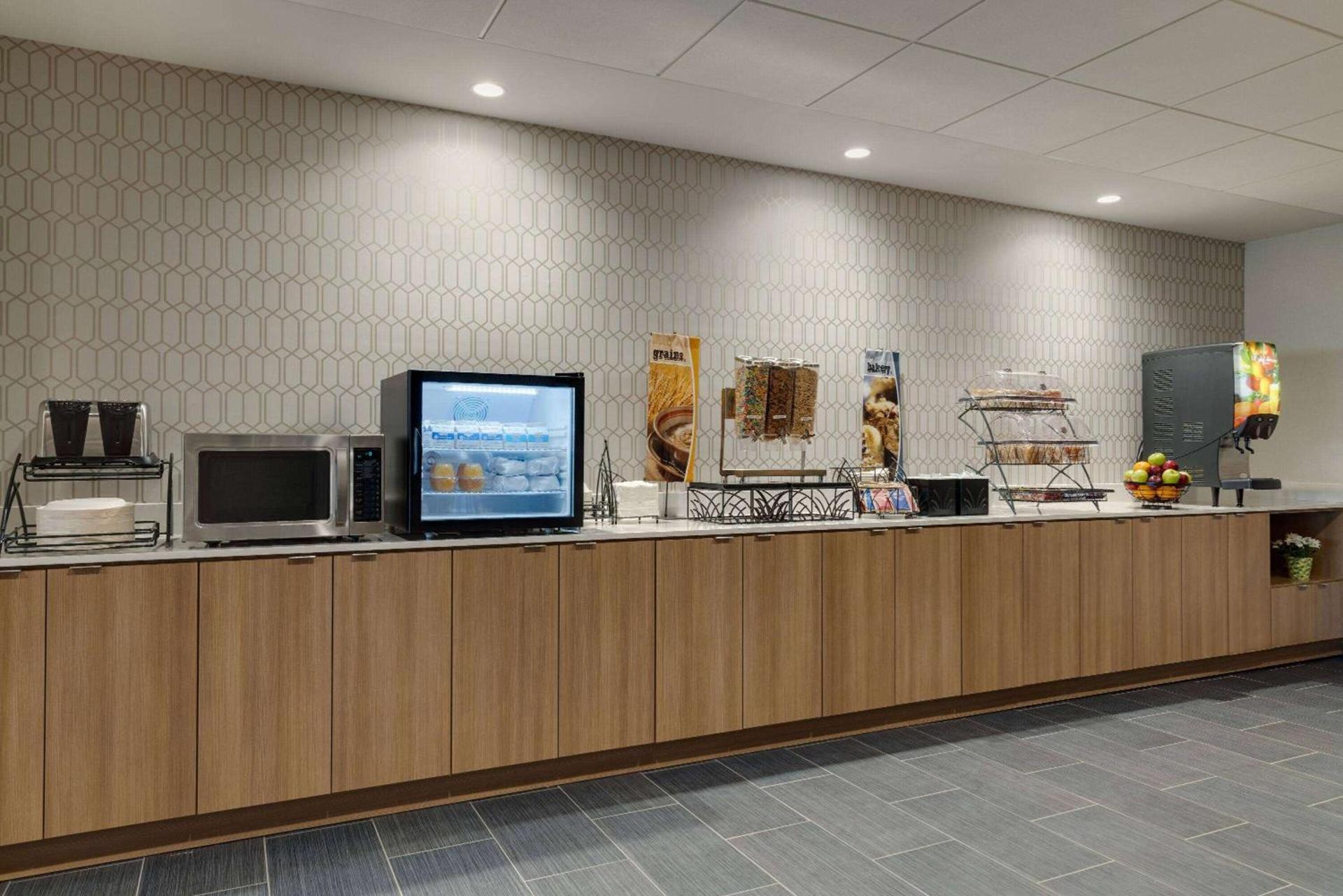 Microtel Inn & Suites by Wyndham Gambrills photo 22