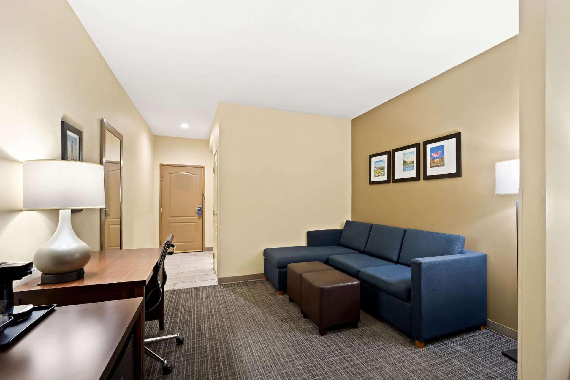 Comfort Inn & Suites High Point - Archdale photo 17