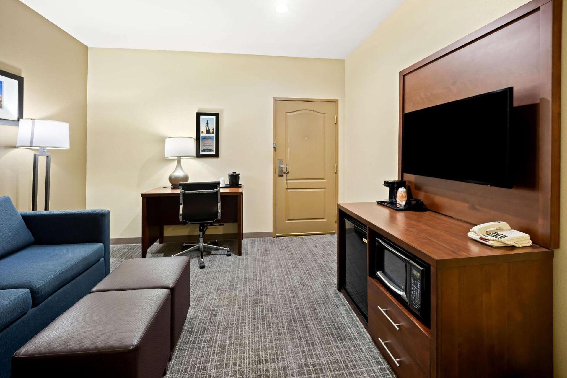 Comfort Inn & Suites High Point - Archdale photo 19