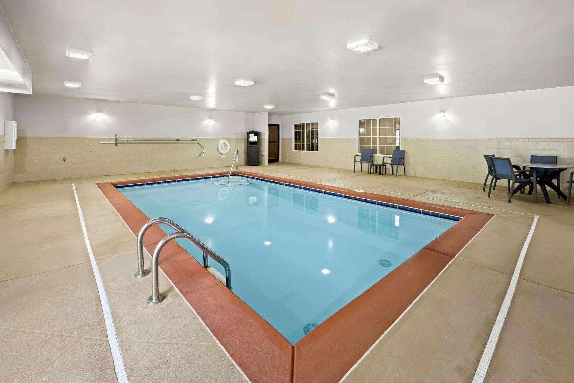 Comfort Inn & Suites High Point - Archdale photo 22