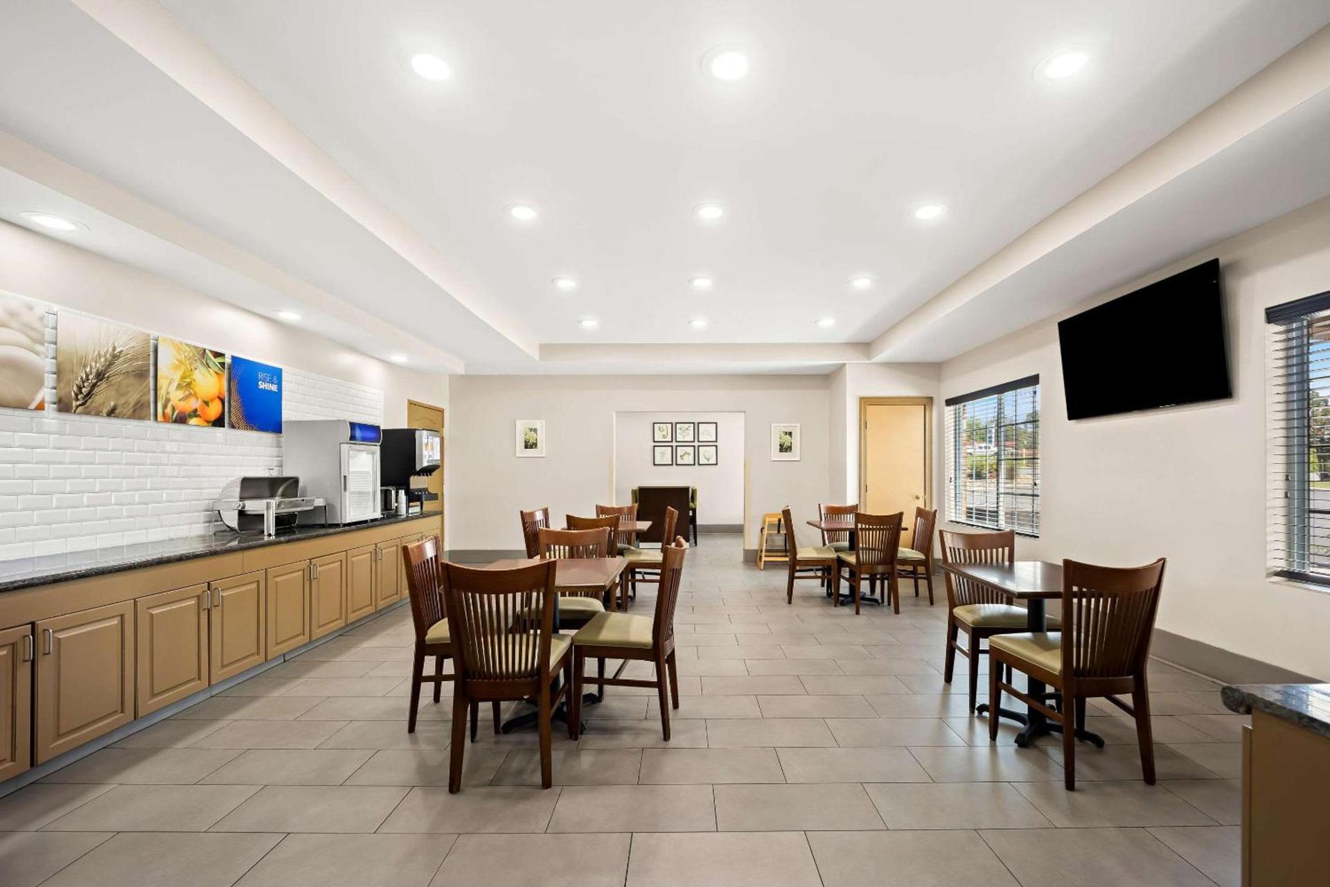 Comfort Inn & Suites High Point - Archdale photo 25