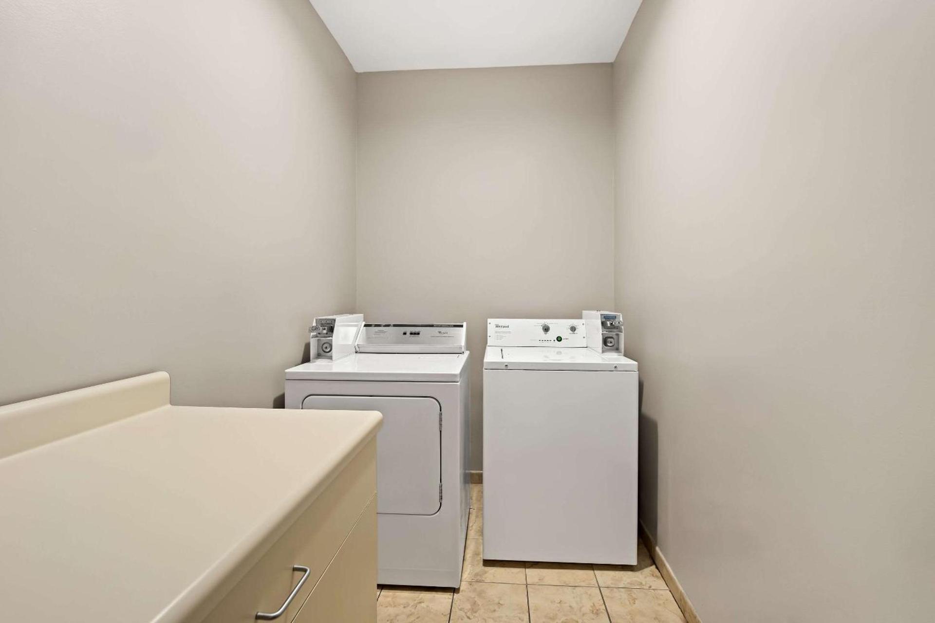 Comfort Inn & Suites High Point - Archdale photo 30