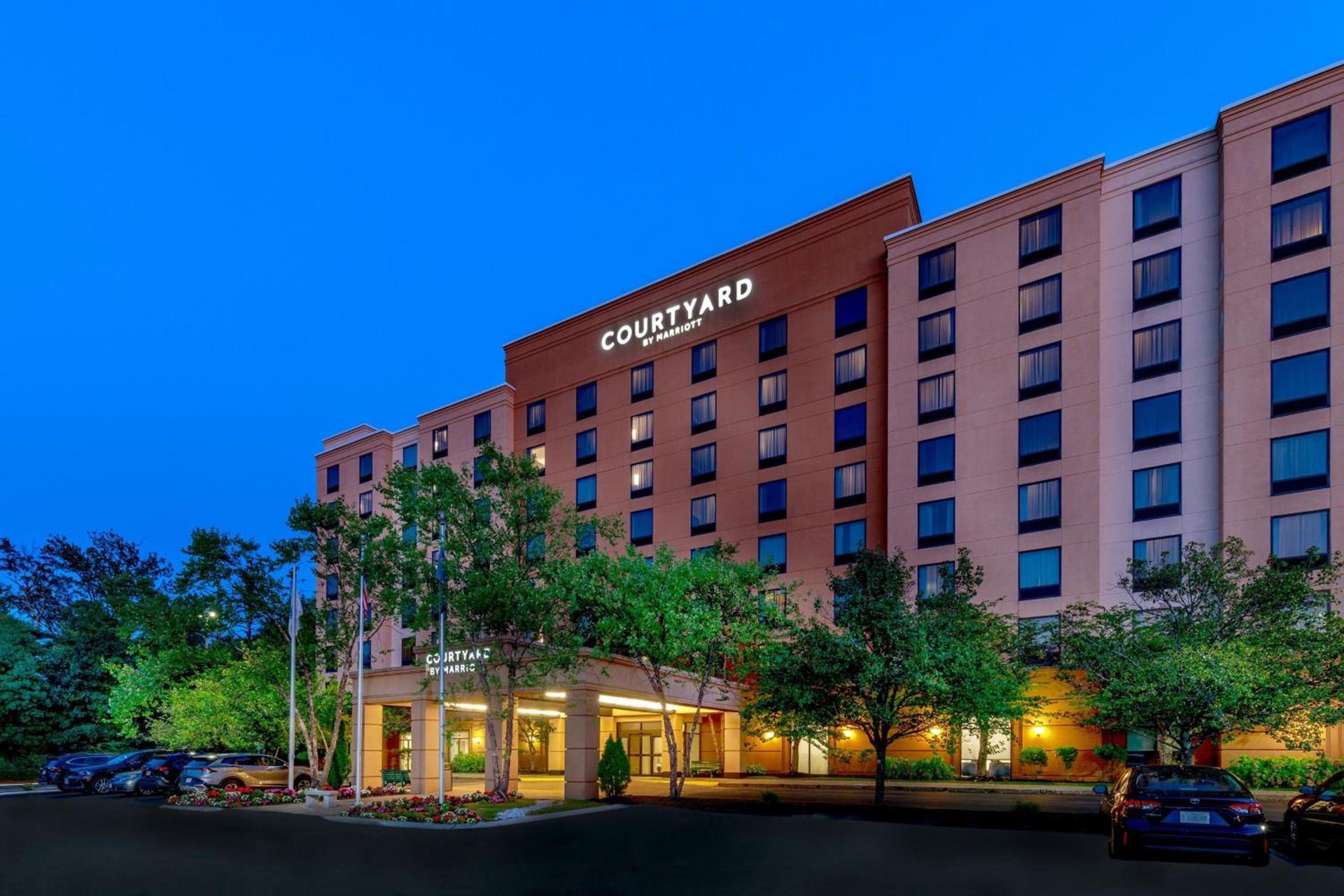 Courtyard by Marriott Boston Billerica Bedford photo 3