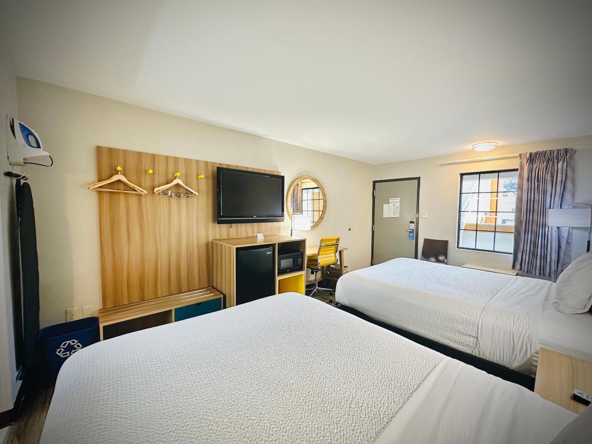 Days Inn Alexandria by Wyndham photo 36