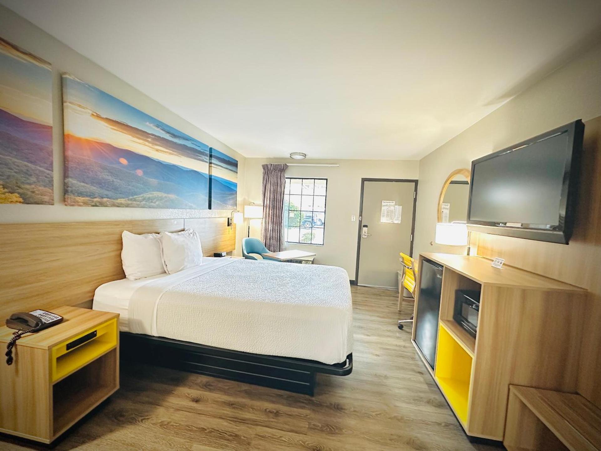 Days Inn Alexandria by Wyndham photo 35