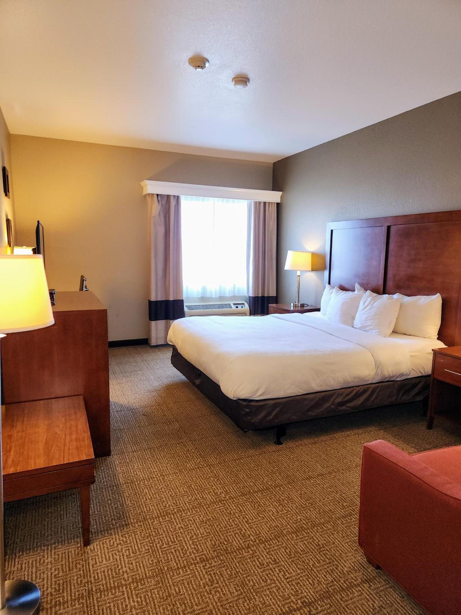 Comfort Inn Bolivar photo 33