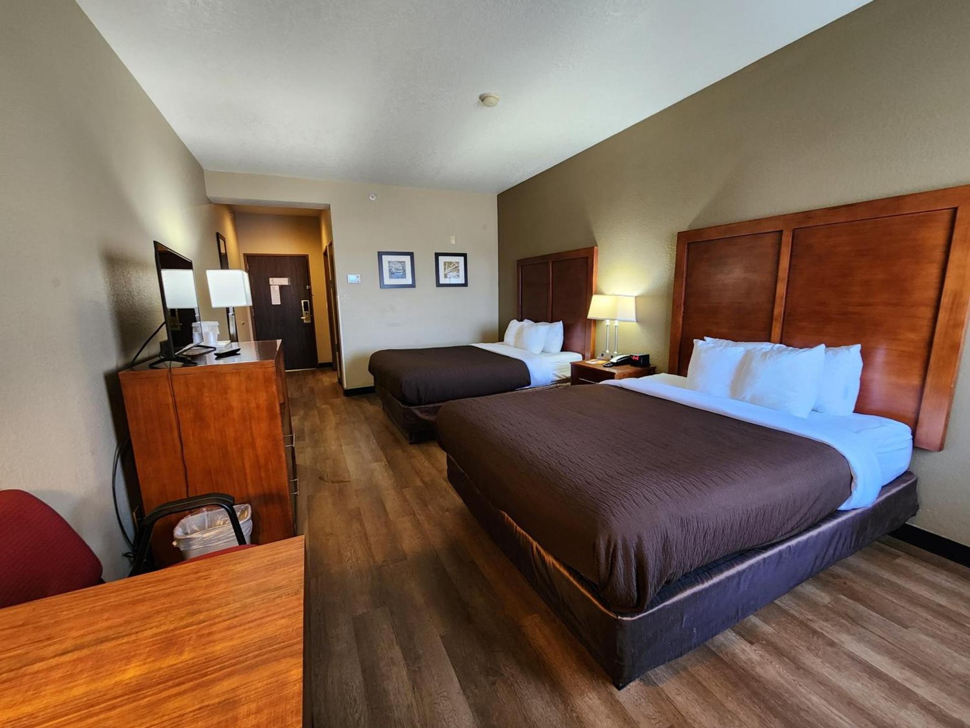 Comfort Inn Bolivar photo 38