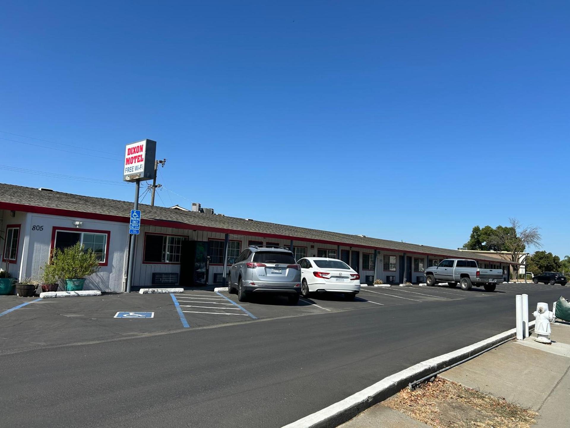 Dixon Motel photo 3
