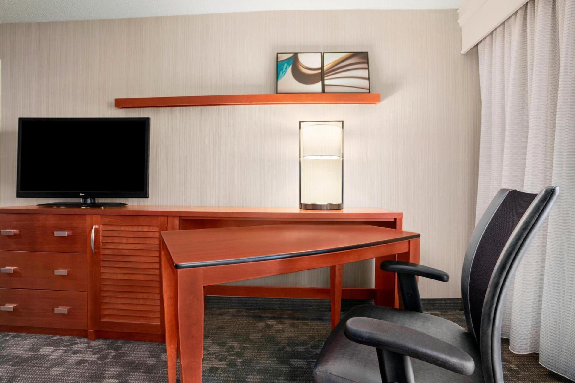 Courtyard by Marriott Springfield photo 20