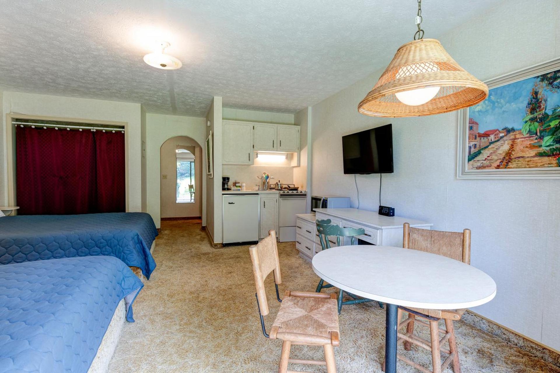 Lodge at Mount Mitchell photo 18